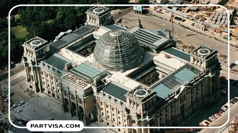 10 جاذبه گردشگری برلین آلمان 11 ساختمان ریشاستا برلین